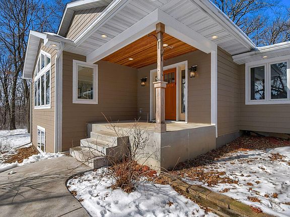 4th image of 4676 Ozark Ave S