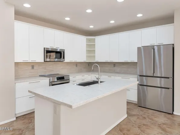 2542 W KIT CARSON Trail, Phoenix, AZ 85086