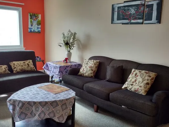 43 Canterbury Trail Dr #1, Rochester Hills, MI 48309