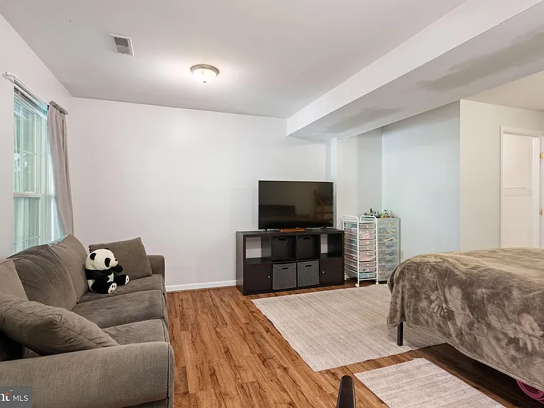 5964 Edgehill Ct — Photo 27