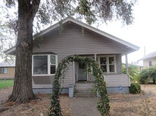 203 N 7th Ave, Yakima, WA 98902