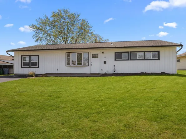 21 Midwood Ln, Levittown, PA 19054