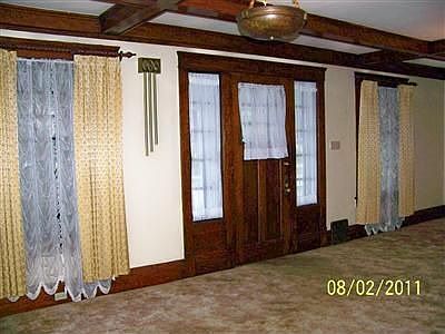 3rd image of 33 Conger Ave