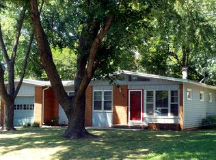 427 S Westview Dr, Derby, KS 67037