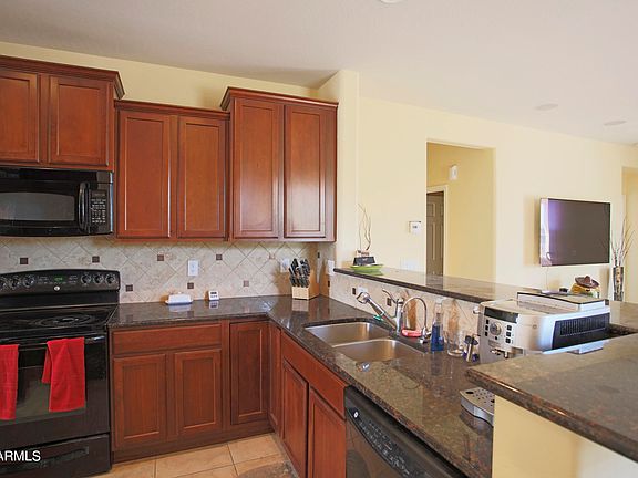 3rd image of 6286 W MEADOWLARK Way