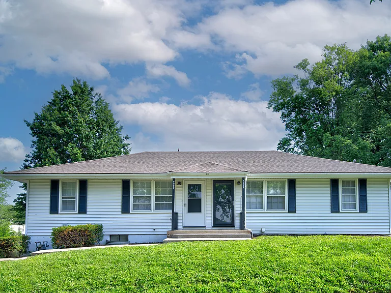 9000 Bayless Rd — Photo 14
