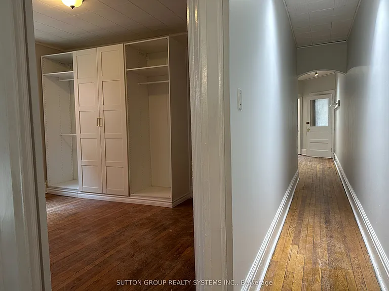 237 Dovercourt Rd #B — Photo 10