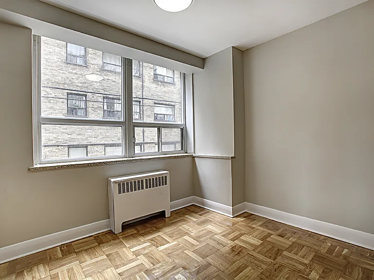 96 Jameson Ave — Photo 14