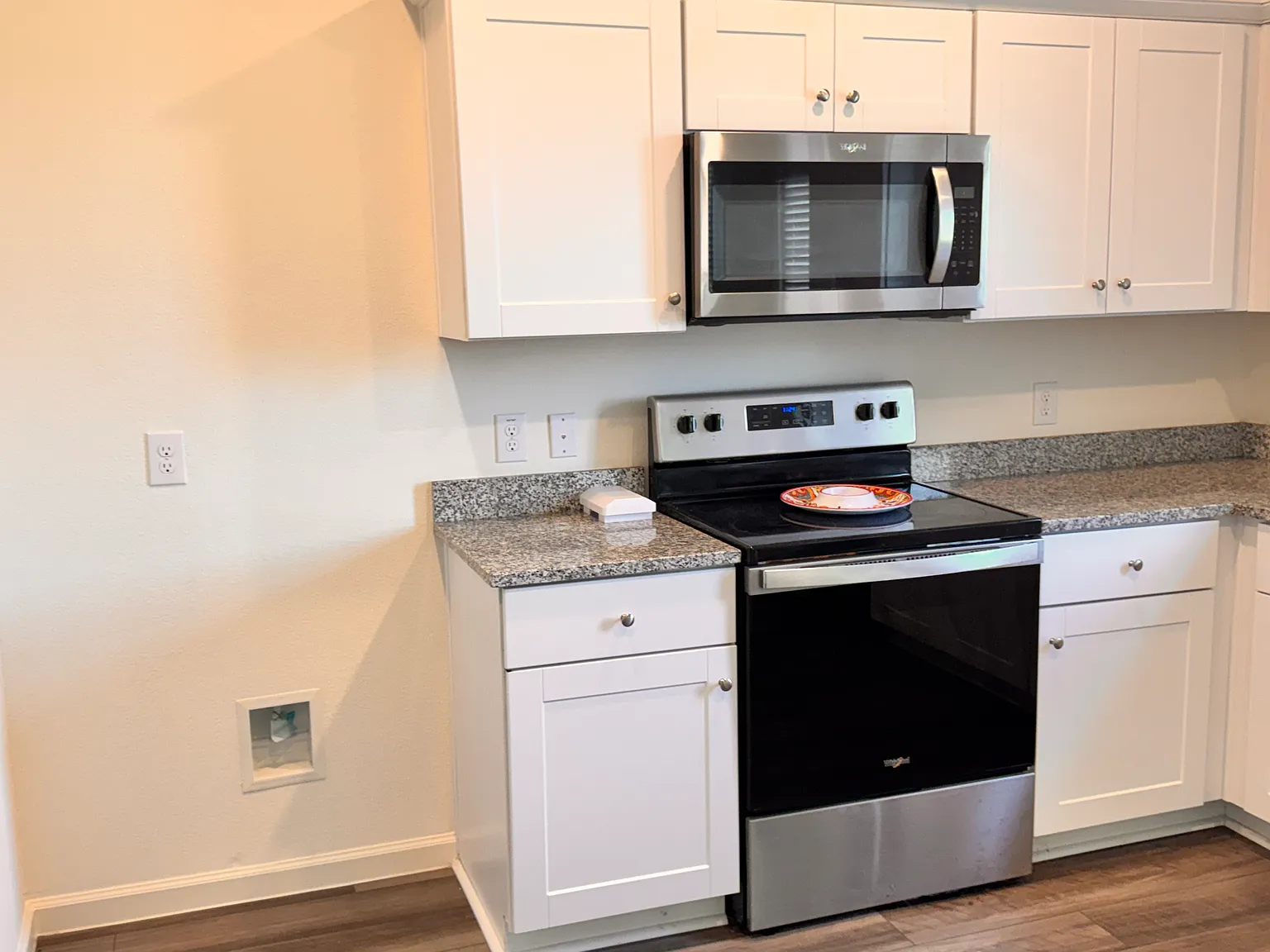 3 bed, 1633 sqft, $1,900 — Photo 3