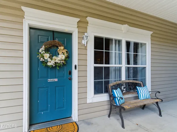 2743 Colonial Dr APT 109, Pigeon Forge, TN 37863