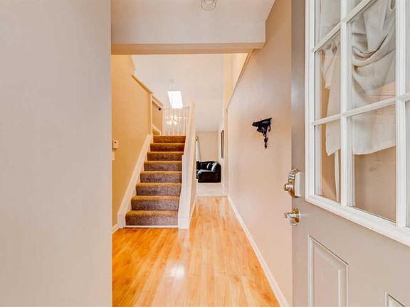 3rd image of 6691 Ridgefield Ct