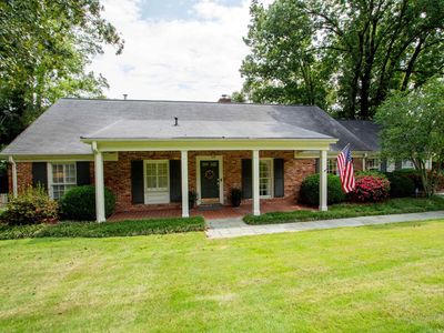 3357 Spring Valley Ct, Mountain Brook, AL, 35223