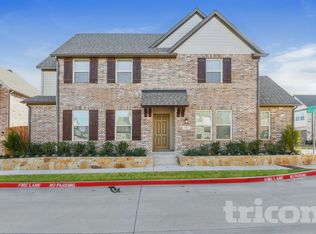 1113 Aylesbury Rd, Saginaw, TX 76179