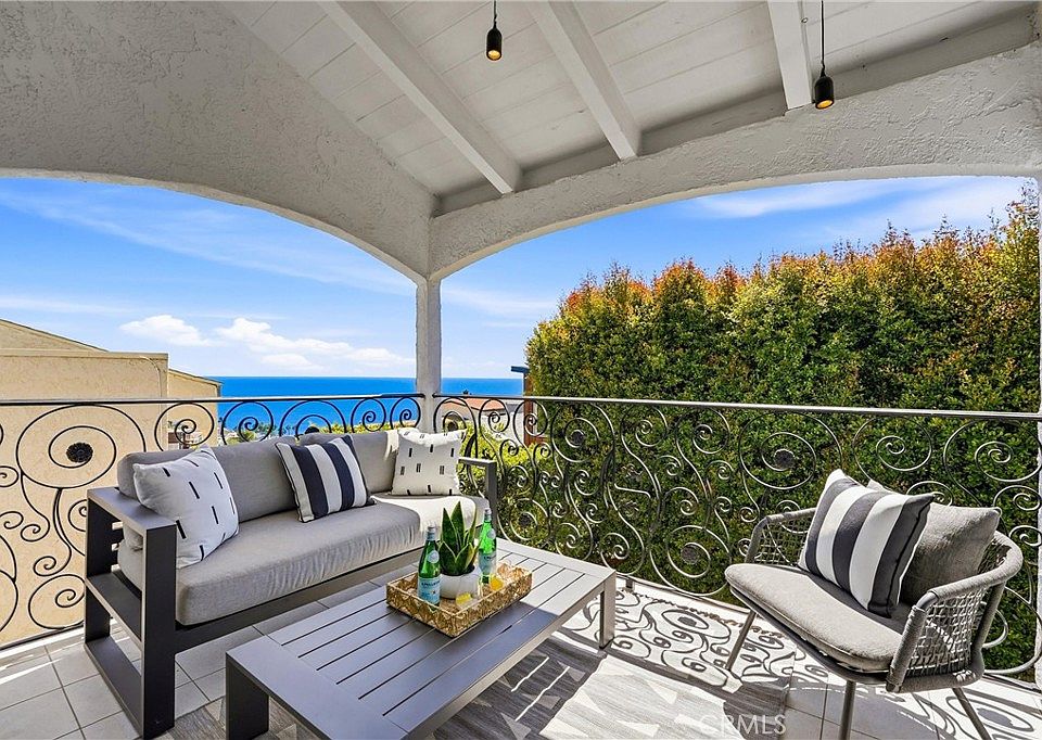 1st image of 885 Tia Juana St
