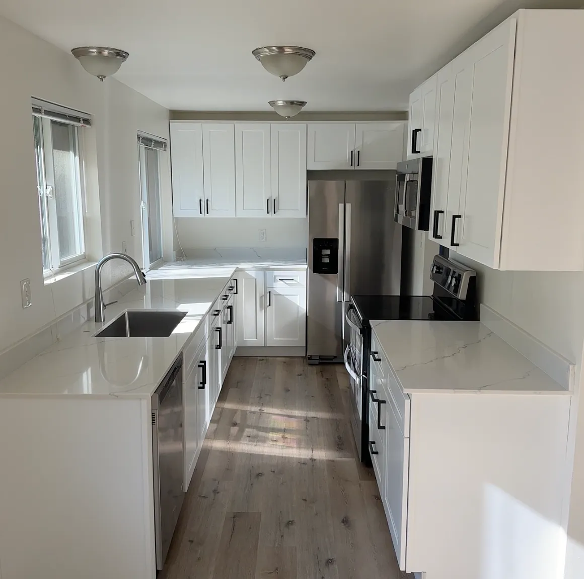 4 bed, 1060 sqft, $2,995 — Photo 1