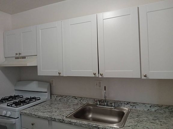 3rd image of 5319 E St SE #951