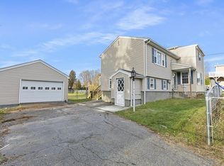 19R Friend St, Taunton, MA 02780