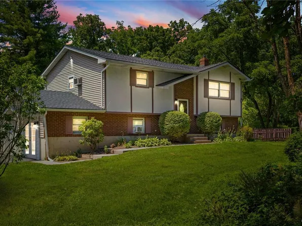 835 Hickory Rd, Walnutport, PA 18088