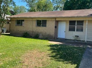 553 Sally Ann Dr, Shreveport, LA 71106