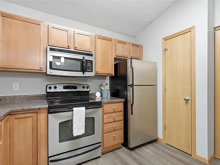 880 Rachael St #301 — Photo 20
