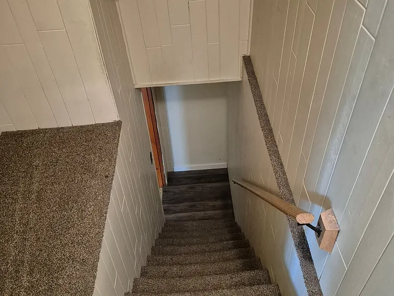 412 Ford St — Photo 10