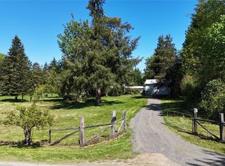 126 Ciannigan Hill Rd, Silver Creek, WA 98585