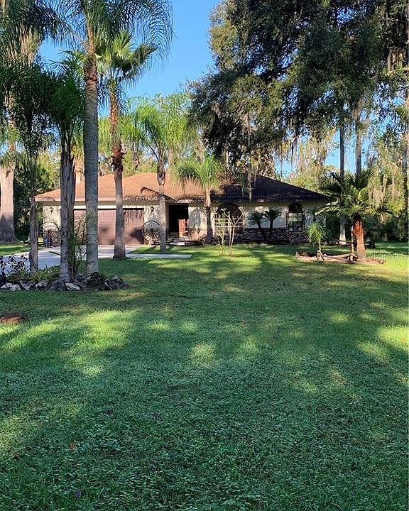 1st image of 8636 Oakwood Dr