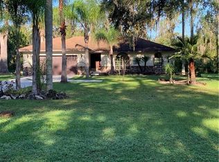 8636 Oakwood Dr, Lakeland, FL 33810