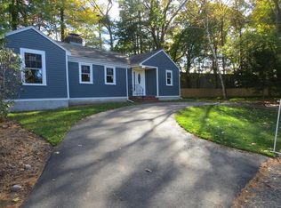 24 Hammond Rd Ext, Natick, MA 01760
