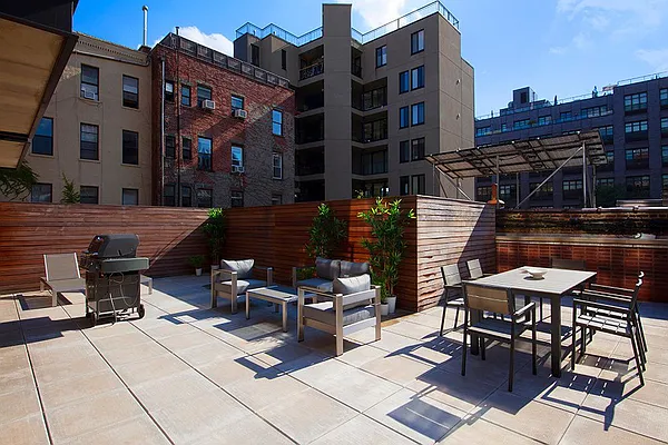 Sold by Nest Seekers International | media 34