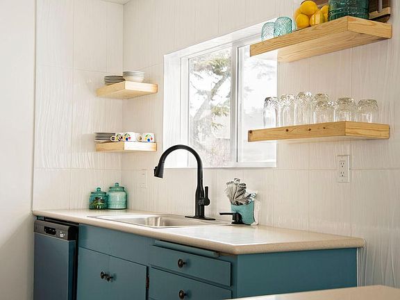 Dishwasher, sink area