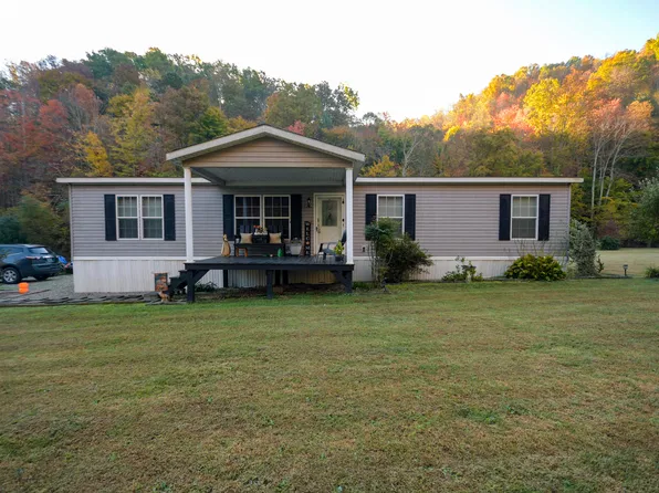 5338 Lower Sand Lick Rd, West Liberty, KY 41472
