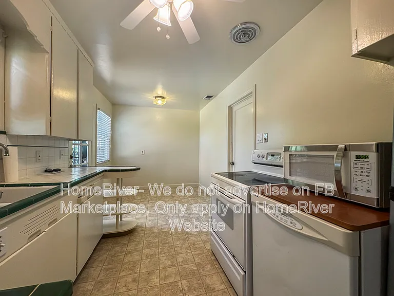 5645 Carmela Way — Photo 2