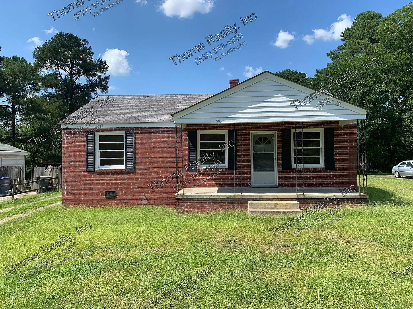 3 bed, 1.0 bath, 950 sqft, $1,095 — Photo 1