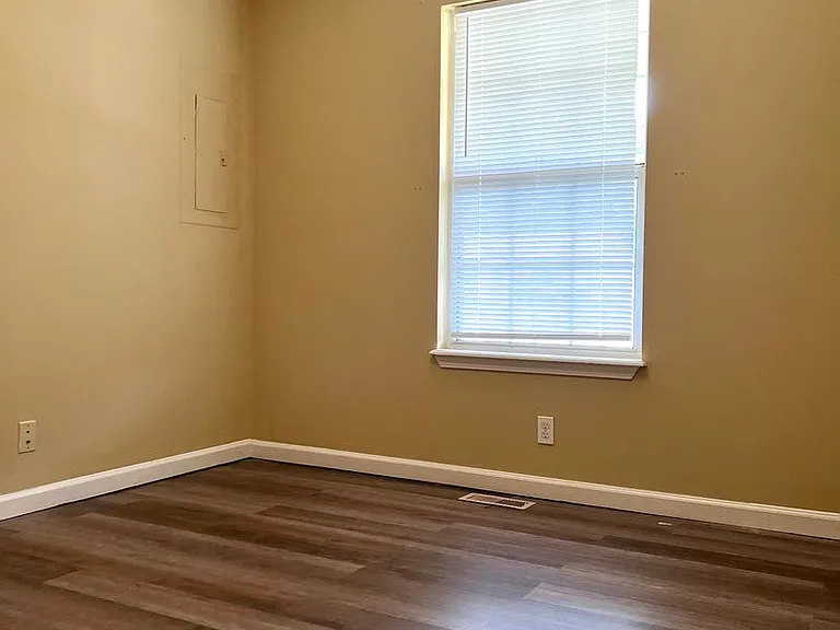 128 Gail St — Photo 9