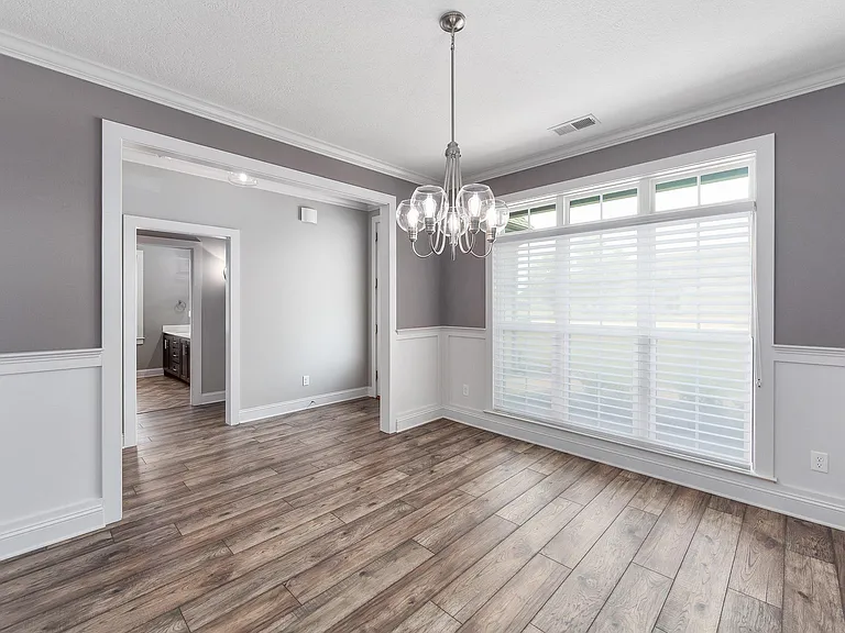 198 Moses Dr — Photo 11
