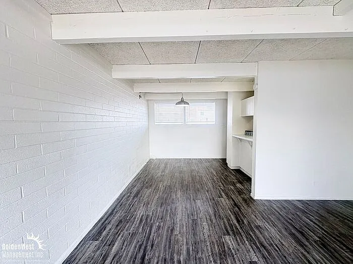 910 E Marlette Ave #19 — Photo 3