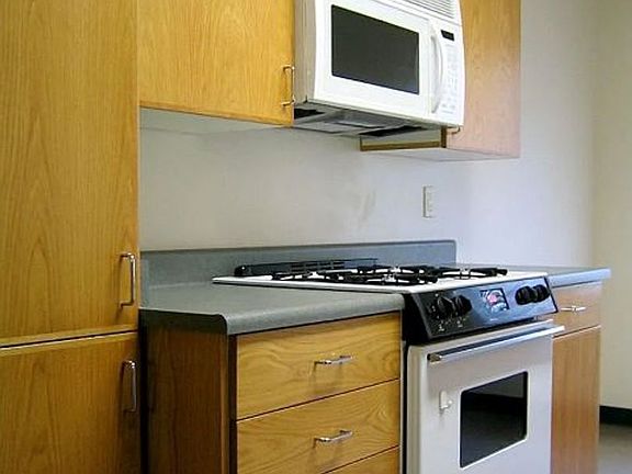 3rd image of 2185 Dwight Way APT 2