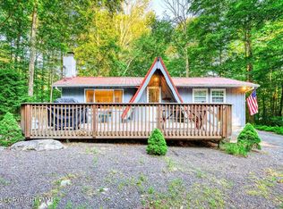 5110 Tenicum Dr, Pocono Lake, PA 18347