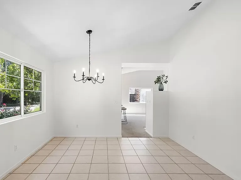 5476 Banderas Way — Photo 6