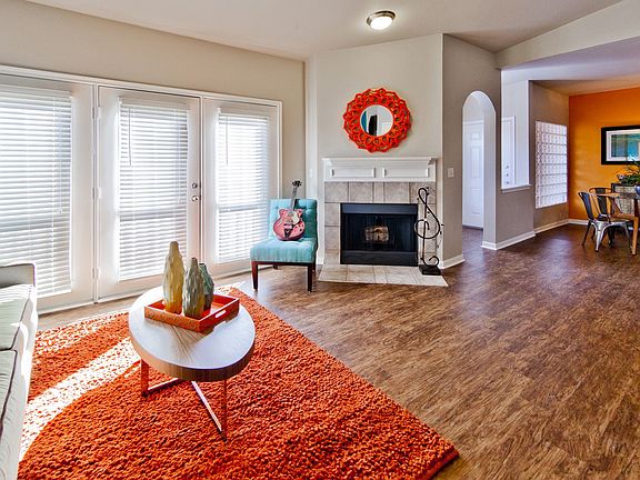 3rd image of 314 NE 2nd St #2-301