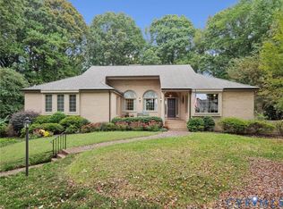 9010 Kings Crown Rd, North Chesterfield, VA 23236