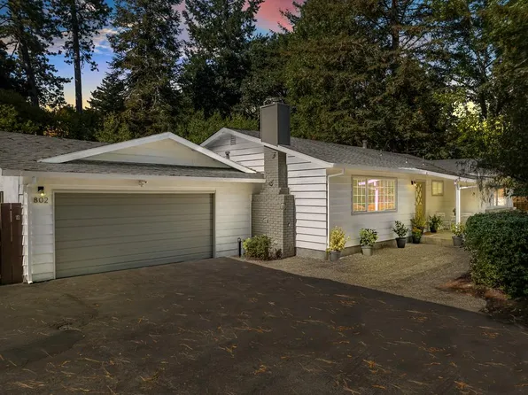 802 Lockewood Ln, Scotts Valley, CA 95066