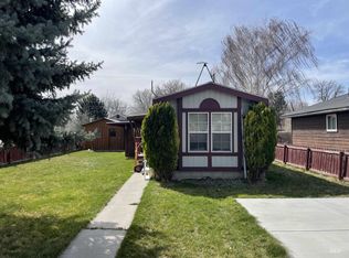 481 1st Ave E, Wendell, ID 83355