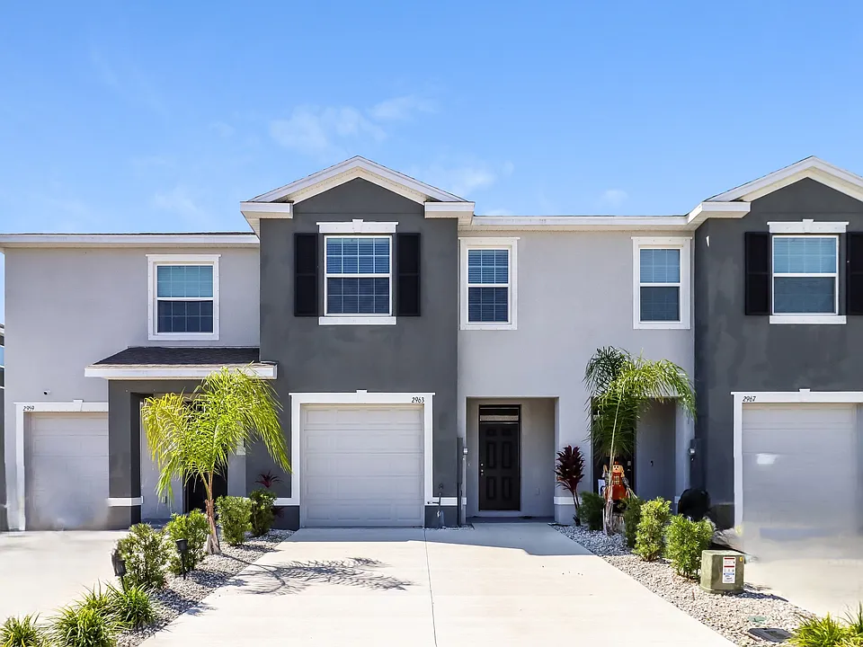 2963 Suncoast Plains Dr
