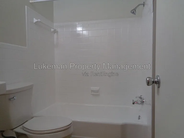 1536 Henson Ave #2 — Photo 10