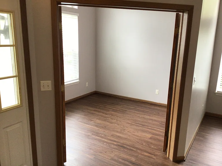 13843 S Petersburg Dr — Photo 14