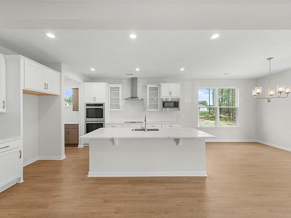 6th image of this home