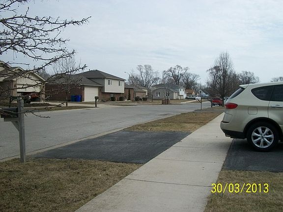 2nd image of 14514 S Whipple St