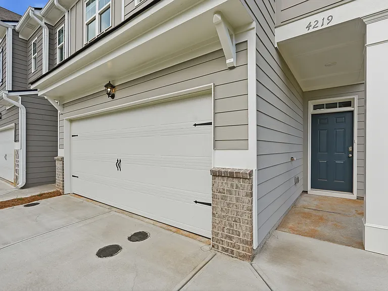 4219 Merlin Pass — Photo 2